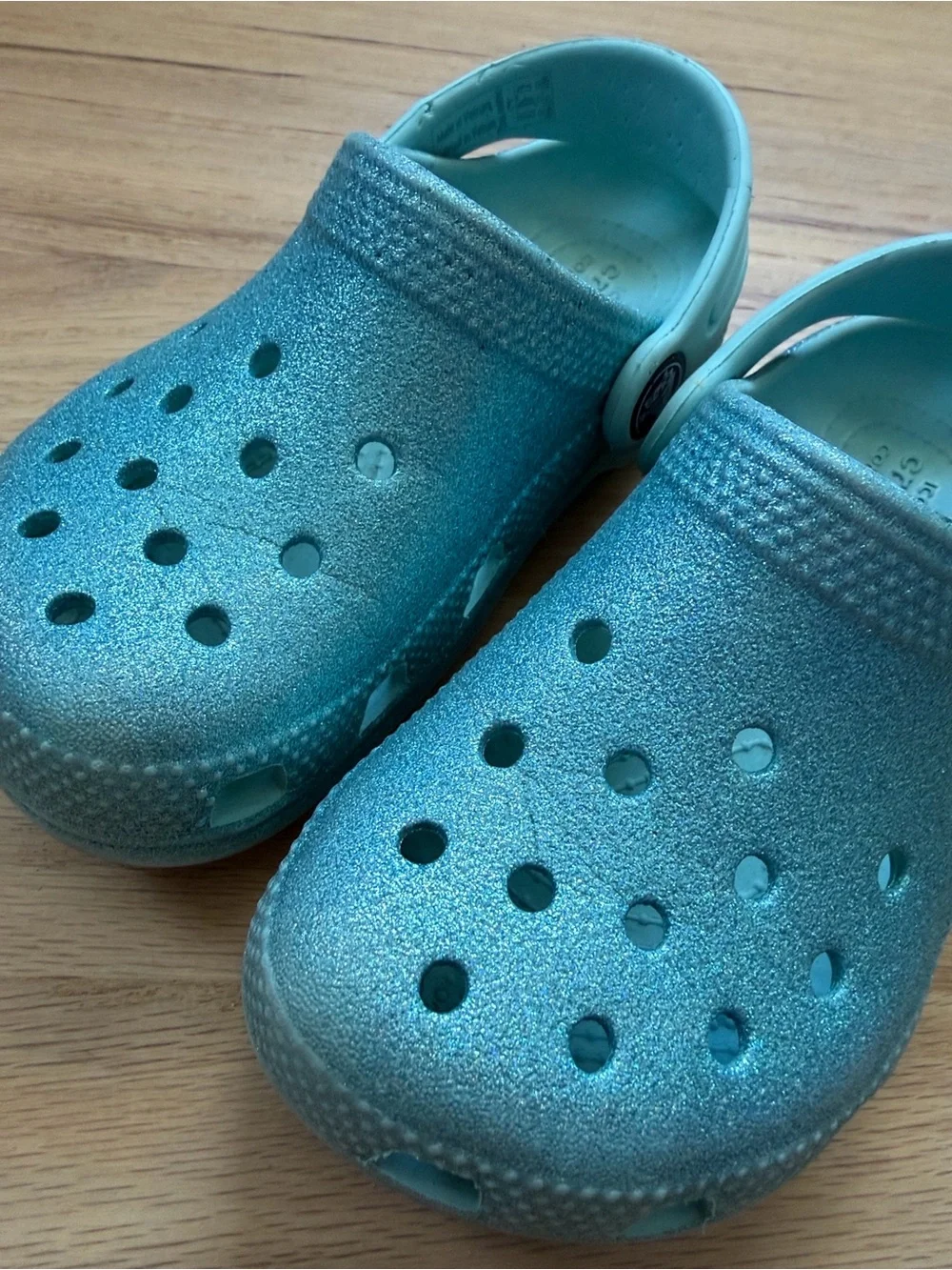 CROCS Kids Glitter Clog - Aqua Blue girls size 10